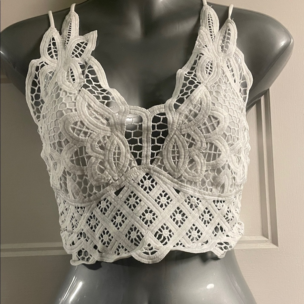 White Lace Crochet Crop Top
